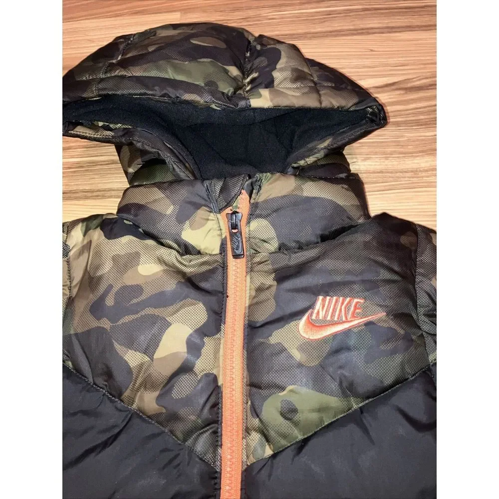 Boys Nike Puffer Jacket vest full zipper Boys‎ 5/6 Medium  Camo
